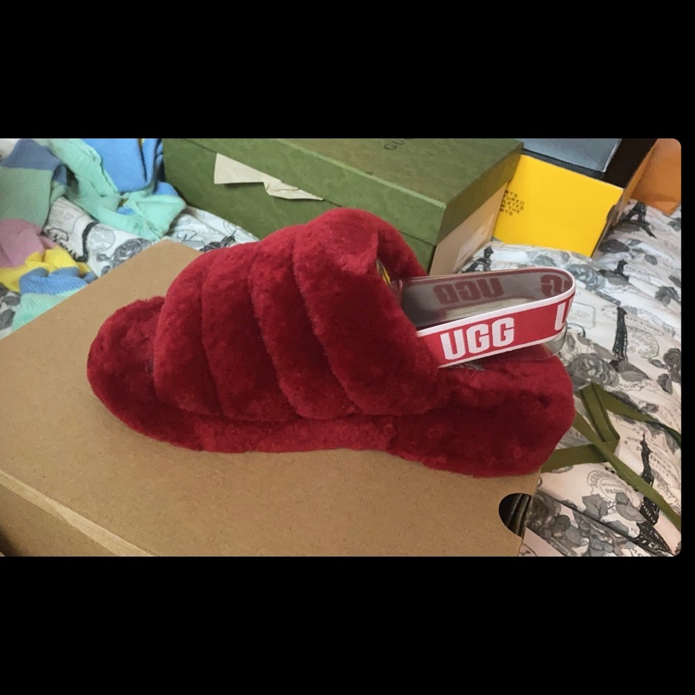 Shoes - Picture 4 of 5